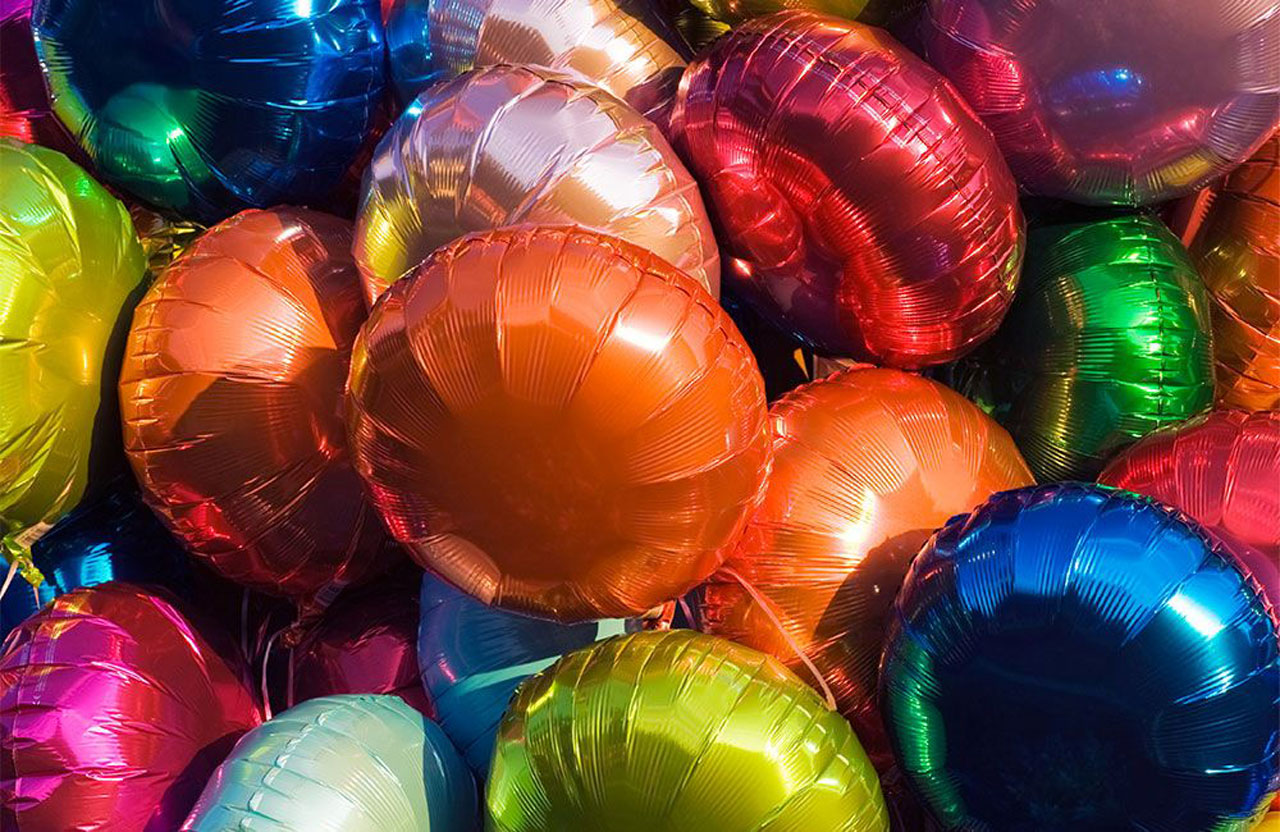 Buying bulk balloons