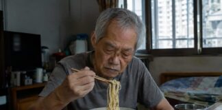 Singapore Retiree Loses Life Savings To Facebook Lottery Scam, Now Eats Noodles To Survive